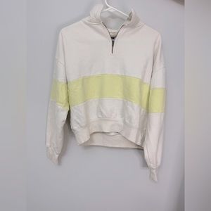 universal thread women’s quarter zip pull over